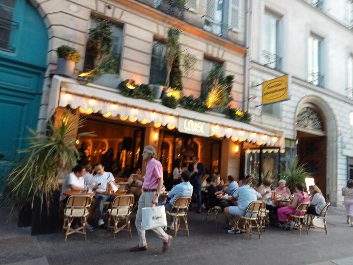 Privatunterkunft Stuning Place ,gare Montparnasse ,center ,front Of Metro Paris